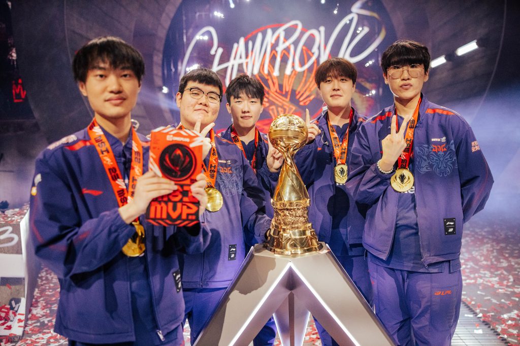 Knight-and-Kanavi-lead-JDG-LoL-over-BLG-LoL-in-LoL-Esports-MSI-2023-Finals